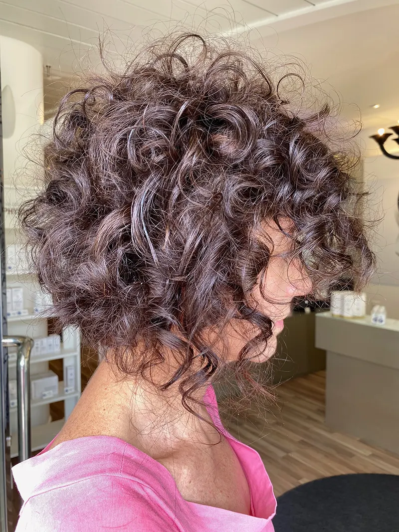 capelli-ricci-salone-donna-piu-5